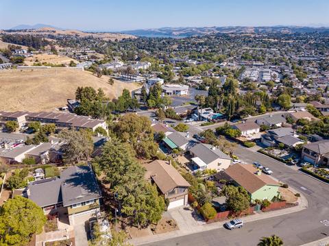 209 Temple Way, Vallejo, CA 94591 photo 3