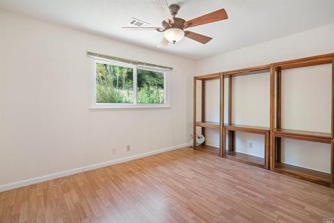 381 Pepper Dr, Vallejo, CA 94589 photo 23