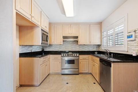 381 Pepper Dr, Vallejo, CA 94589 photo 12