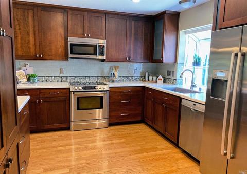 1728 Devonshire Dr, Benicia, CA 94510 photo 2