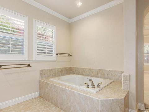 1251 Landmark Dr, Vallejo, CA 94591 photo 12