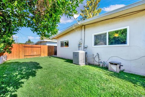 233 Juniper St, Vacaville, CA 95688 photo 50