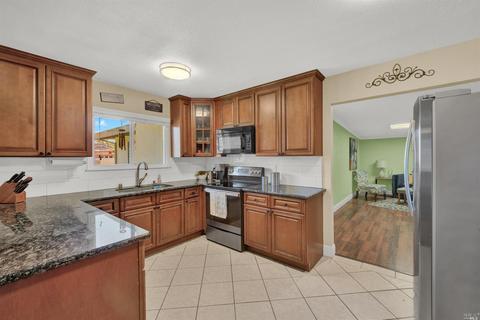 233 Juniper St, Vacaville, CA 95688 photo 14