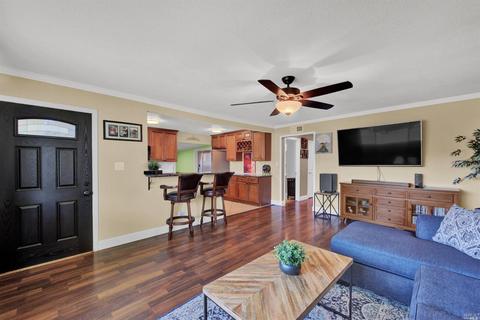 233 Juniper St, Vacaville, CA 95688 photo 8