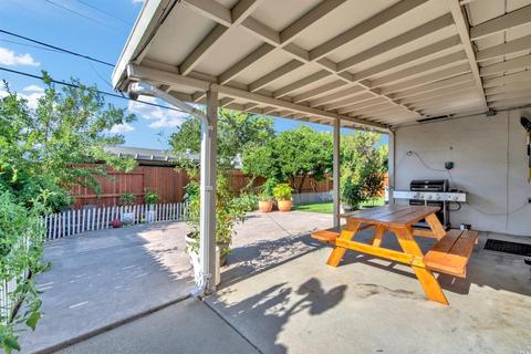 233 Juniper St, Vacaville, CA 95688 photo 39