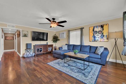 233 Juniper St, Vacaville, CA 95688 photo 6