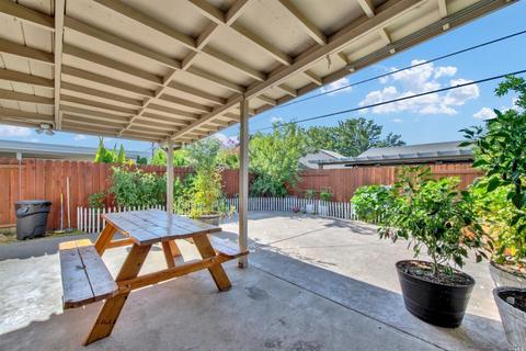 233 Juniper St, Vacaville, CA 95688 photo 37