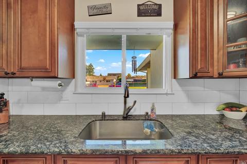 233 Juniper St, Vacaville, CA 95688 photo 18