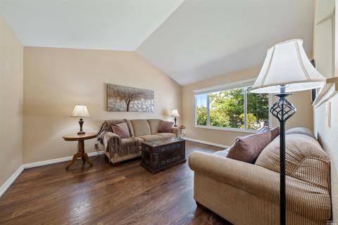 928 Springwood Ct, Rodeo, CA 94572 photo 5