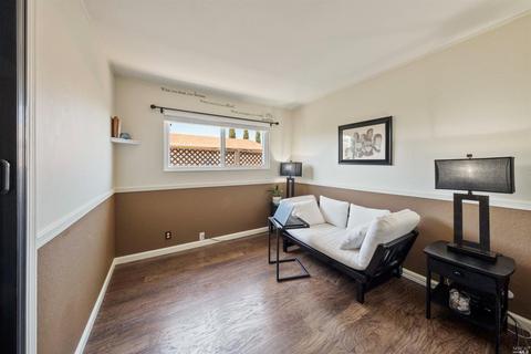 928 Springwood Ct, Rodeo, CA 94572 photo 10