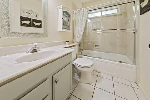 928 Springwood Ct, Rodeo, CA 94572 photo 11