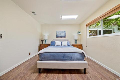 928 Springwood Ct, Rodeo, CA 94572 photo 12