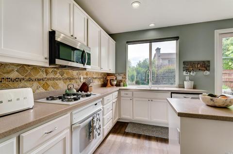 8920 Heritage Dr, Windsor, CA 95492 photo 8