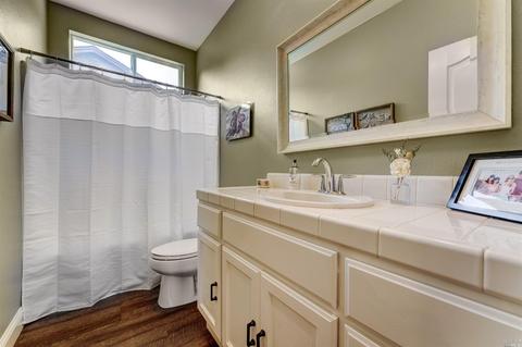 8920 Heritage Dr, Windsor, CA 95492 photo 14