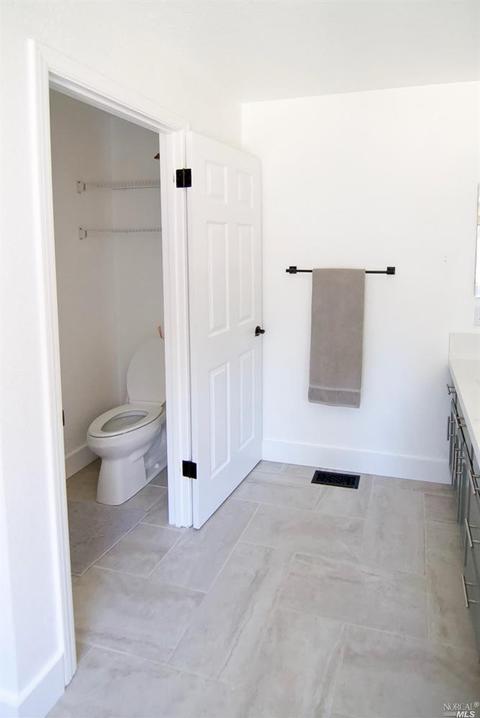 9160 Piccadilly Cir, Windsor, CA 95492 photo 22