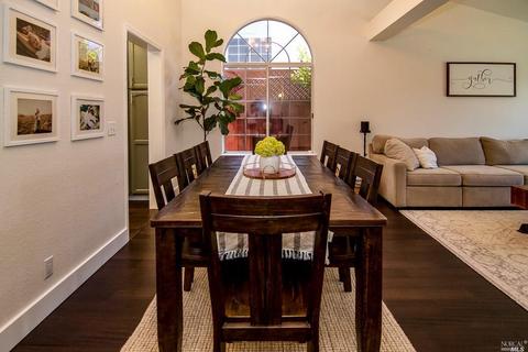 9160 Piccadilly Cir, Windsor, CA 95492 photo 6