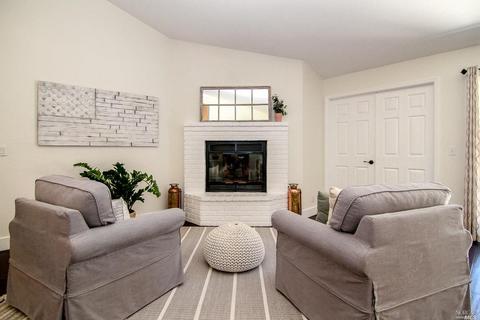 9160 Piccadilly Cir, Windsor, CA 95492 photo 9