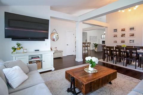 9160 Piccadilly Cir, Windsor, CA 95492 photo 3