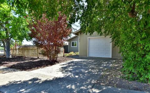 9870 Berry Ln, Windsor, CA 95492 photo 3