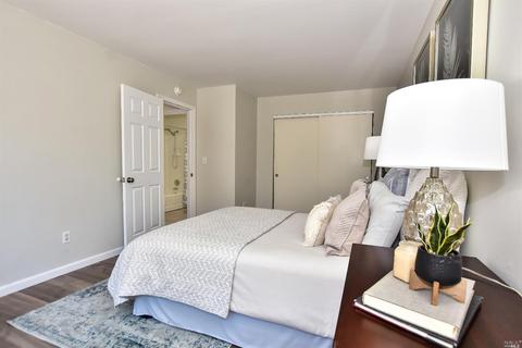 9870 Berry Ln, Windsor, CA 95492 photo 14