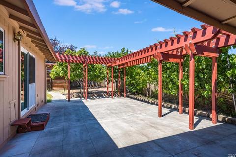 971 Gemini Dr, Windsor, CA 95492 photo 19