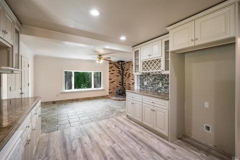 971 Gemini Dr, Windsor, CA 95492 photo 8