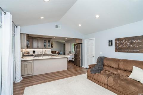 948 Dolphin Ct, Rodeo, CA 94572 photo 14