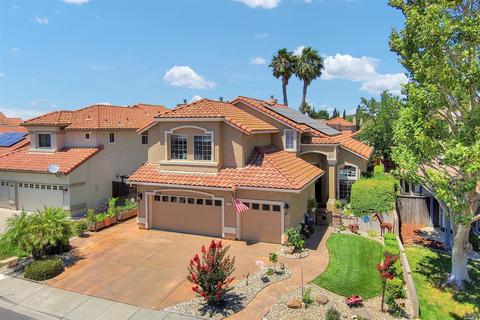 409 Eagle Ln, Vacaville, CA 95687 photo 2