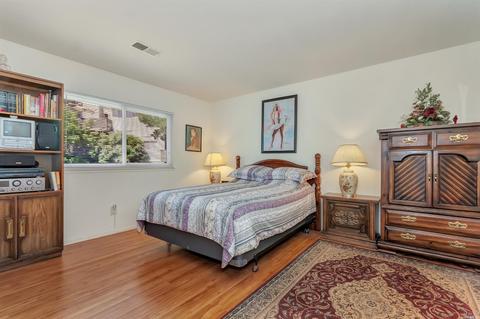 299 Whale Bone Ct, Vallejo, CA 94591 photo 15