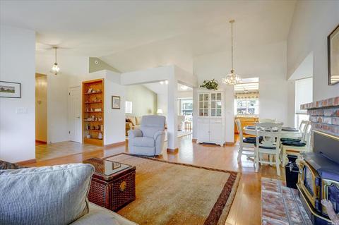 9317 Vinecrest Rd, Windsor, CA 95492 photo 4
