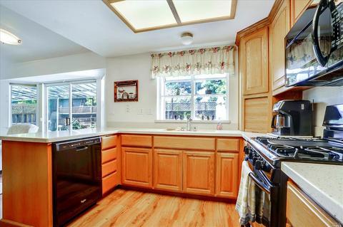 9317 Vinecrest Rd, Windsor, CA 95492 photo 8