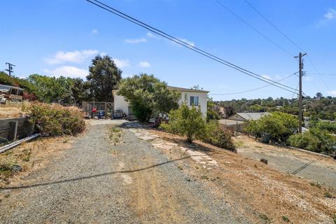 68 Victoria St, Vallejo, CA 94591 photo 2