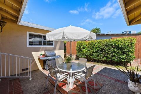 126 Winchell Ct, Vallejo, CA 94589 photo 24