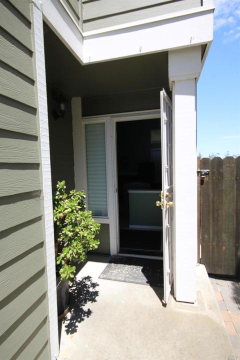 134 Outrigger Dr, Vallejo, CA 94591 photo 4
