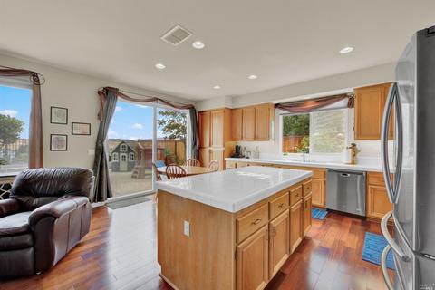 542 Watson Ct, Benicia, CA 94510 photo 26