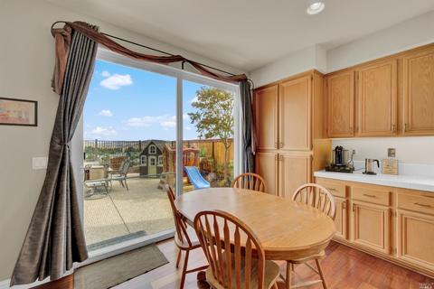 542 Watson Ct, Benicia, CA 94510 photo 29