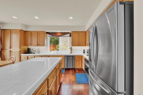 542 Watson Ct, Benicia, CA 94510 photo 27