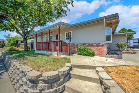 186 Deodara St, Vacaville, CA 95688 photo 1