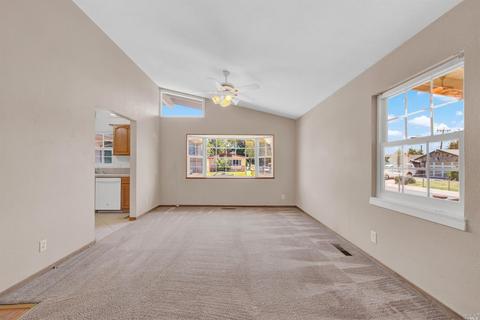 186 Deodara St, Vacaville, CA 95688 photo 10
