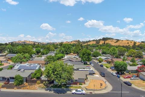 186 Deodara St, Vacaville, CA 95688 photo 6