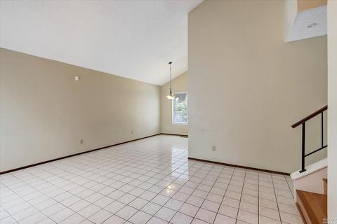 140 Albatrosse Way, Vallejo, CA 94589 photo 4