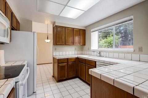 140 Albatrosse Way, Vallejo, CA 94589 photo 14