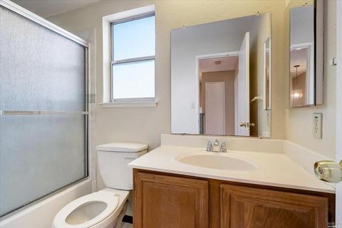 140 Albatrosse Way, Vallejo, CA 94589 photo 27