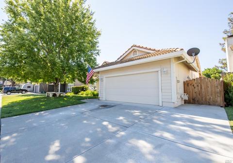 1525 Dunlap Ct, Dixon, CA 95620 photo 2