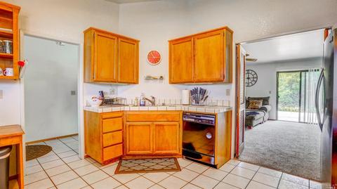 394 Nancy Cir, Vacaville, CA 95687 photo 9