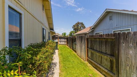 394 Nancy Cir, Vacaville, CA 95687 photo 28