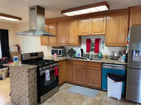 109 Barry Ct, Vallejo, CA 94591 photo 4