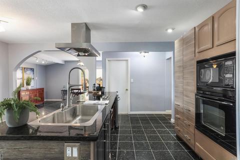 787 Beechwood Ave, Vallejo, CA 94591 photo 12