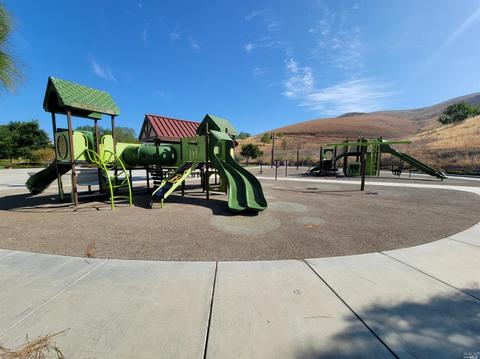 6610 Deerfield Dr, Vallejo, CA 94591 photo 60