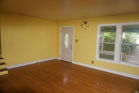 2545 Alameda St, Vallejo, CA 94590 photo 5